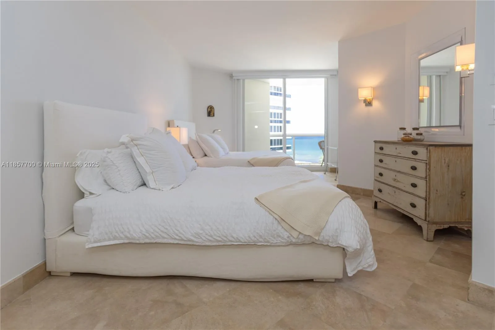 9559 Collins Ave, #S7-D