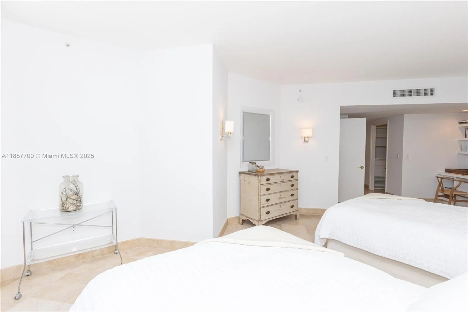 9559 Collins Ave, #S7-D