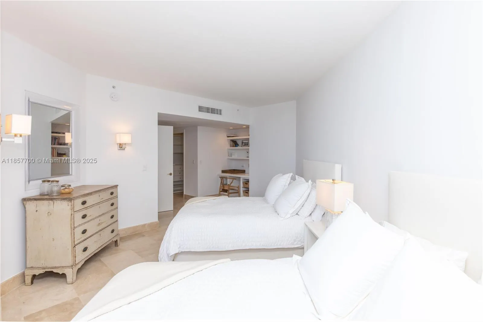 9559 Collins Ave, #S7-D