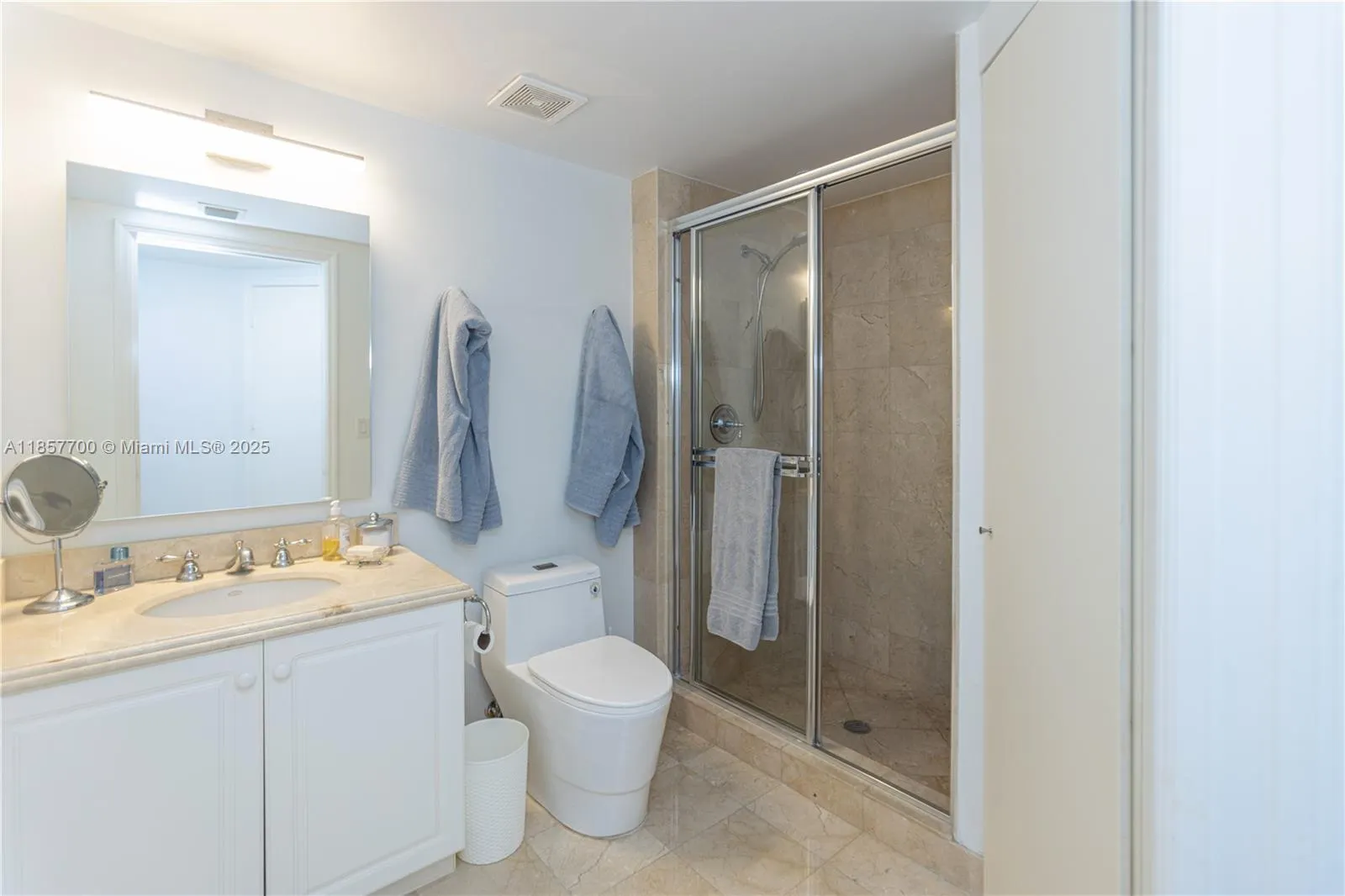 9559 Collins Ave, #S7-D