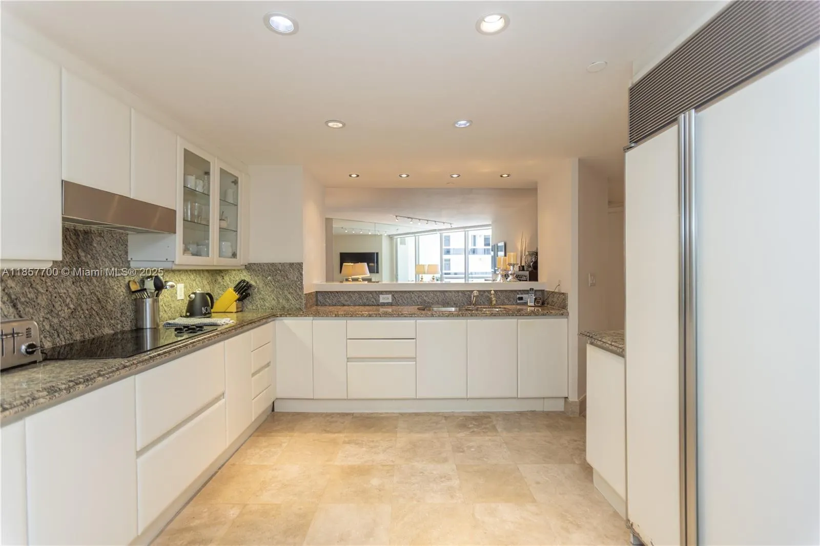 9559 Collins Ave, #S7-D
