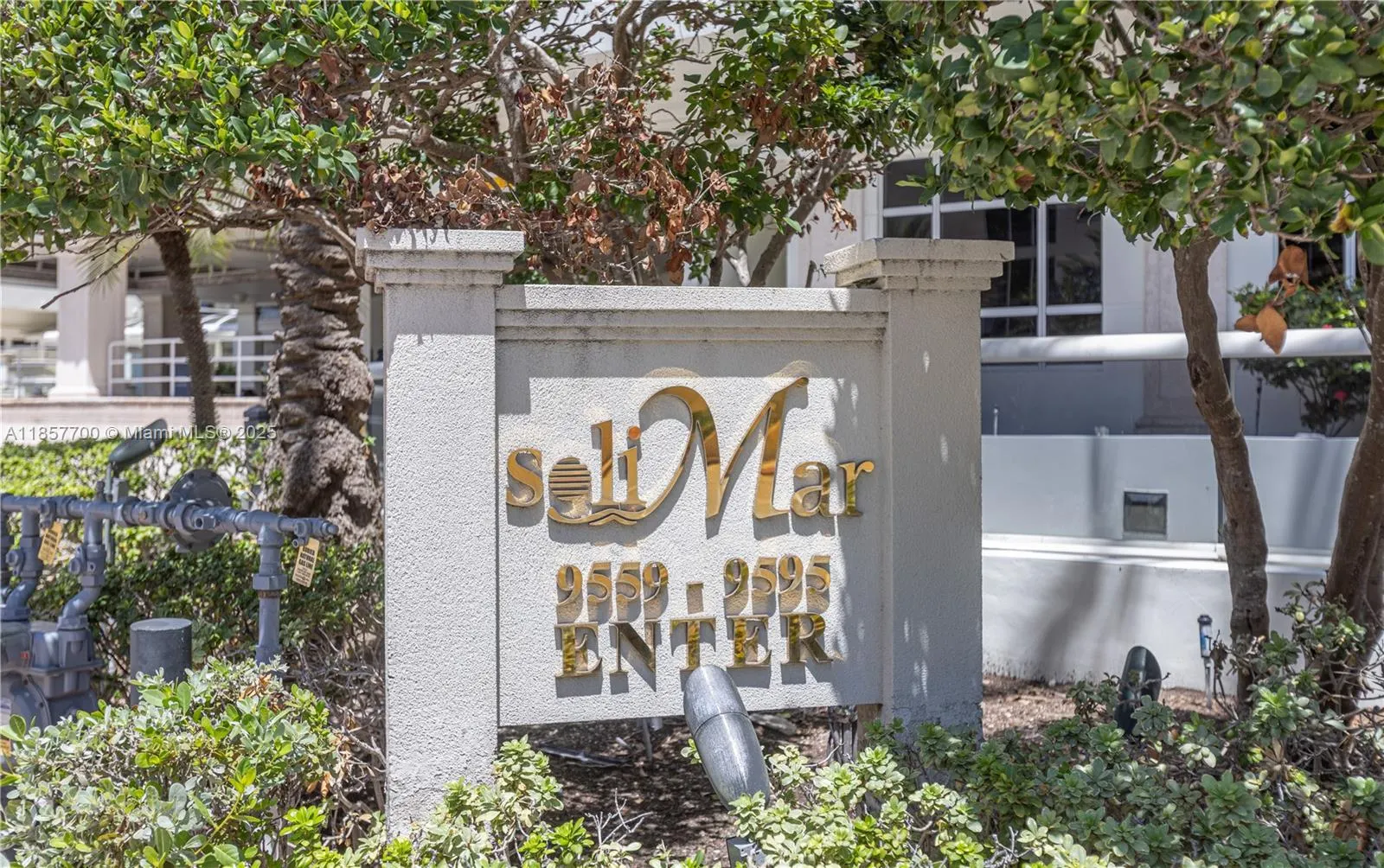 9559 Collins Ave, #S7-D