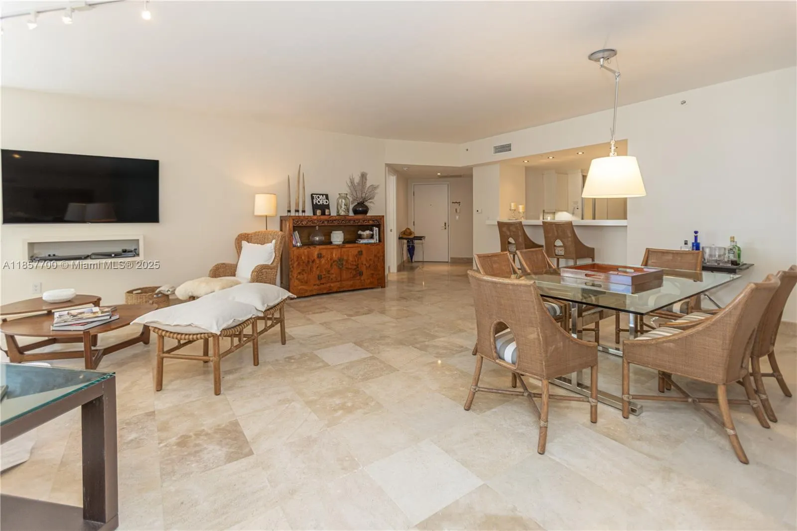 9559 Collins Ave, #S7-D