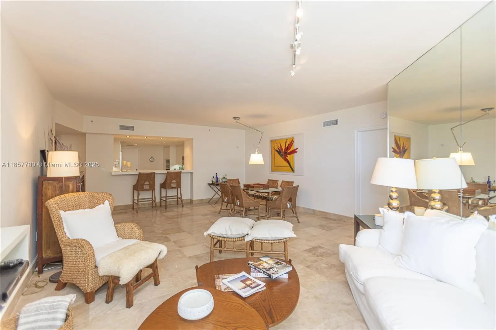 9559 Collins Ave, #S7-D