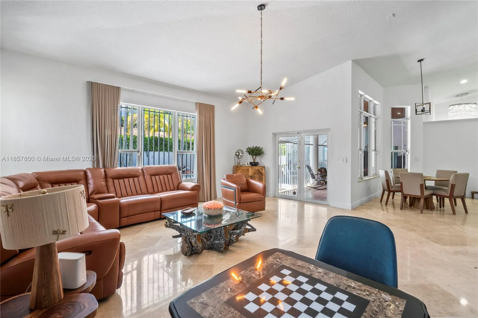 5750 SW 67th Ave
