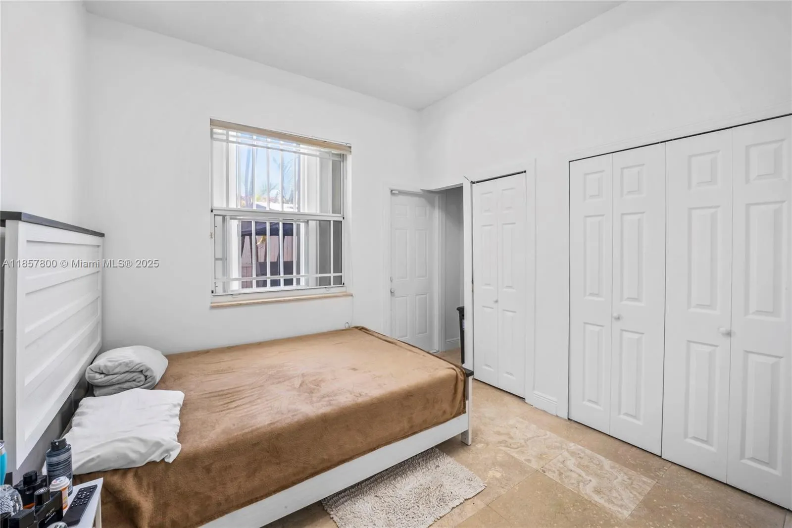 5750 SW 67th Ave