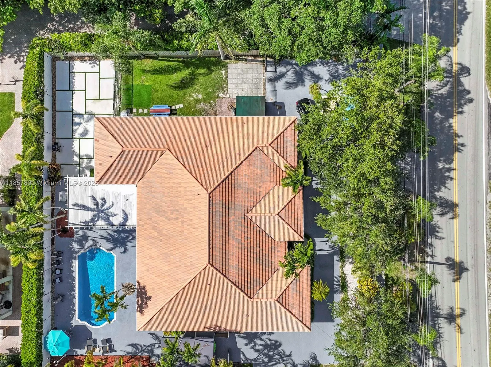 5750 SW 67th Ave