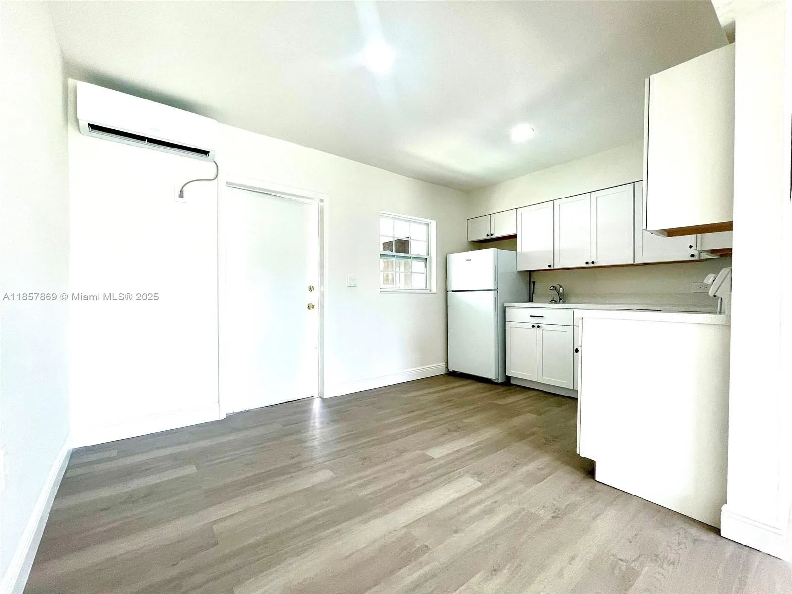 1004 SW 24th Ave, #2-East