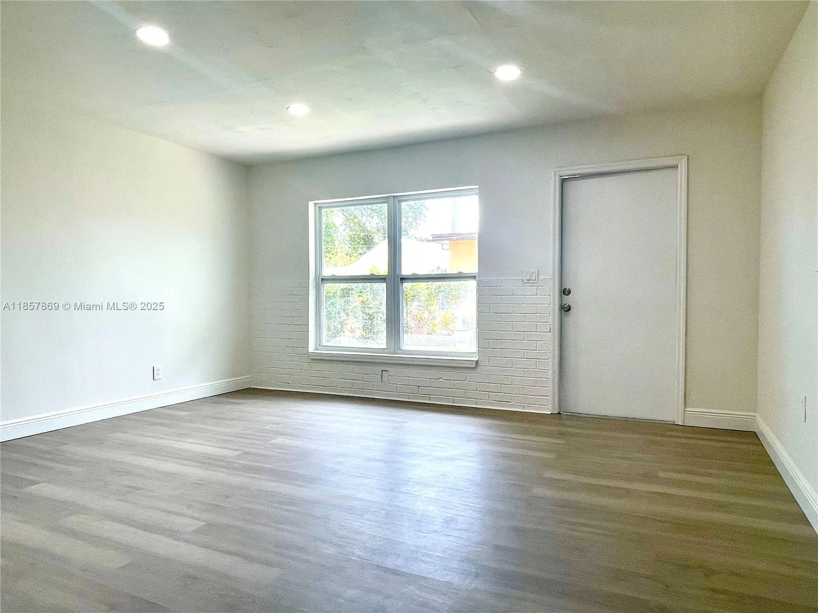 1004 SW 24th Ave, #2-East