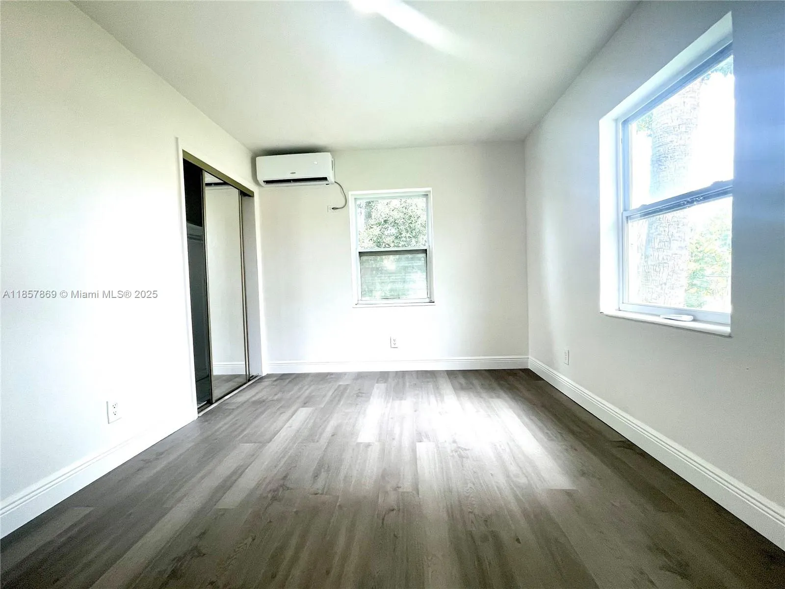 1004 SW 24th Ave, #2-East