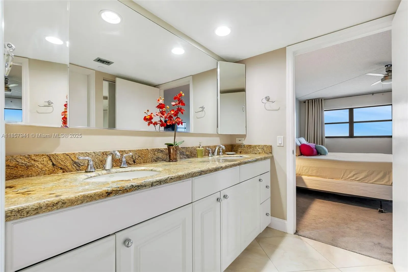 3200 Port Royale Dr N, #1111