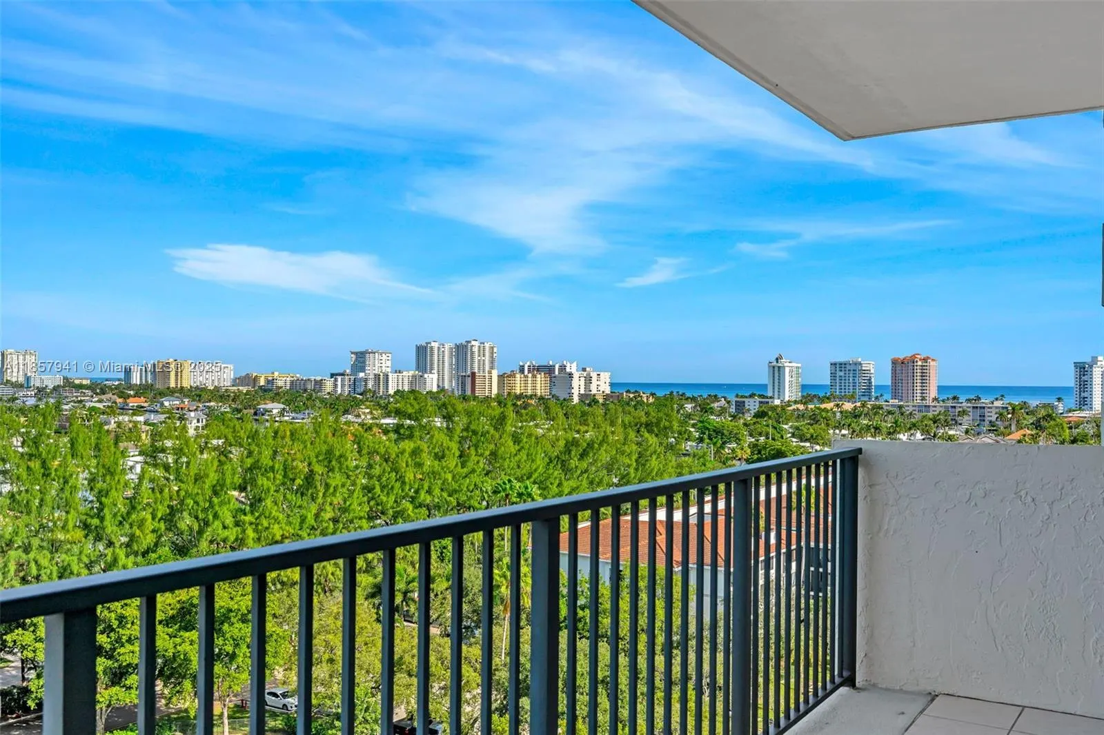 3200 Port Royale Dr N, #1111