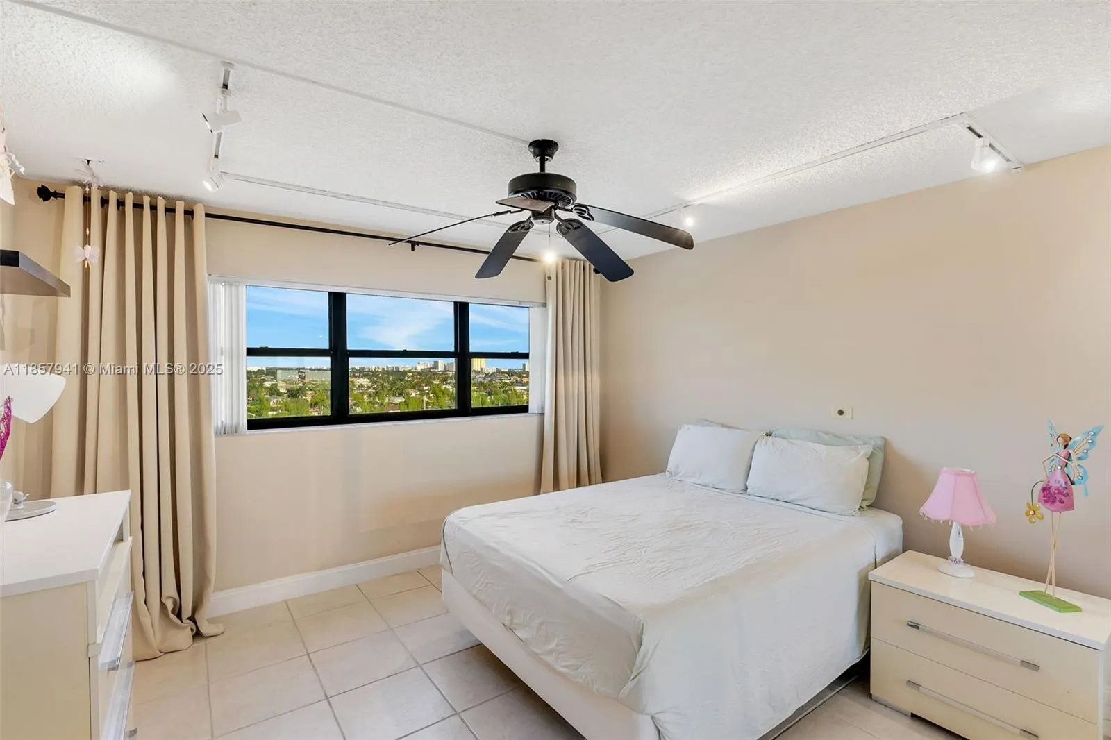 3200 Port Royale Dr N, #1111