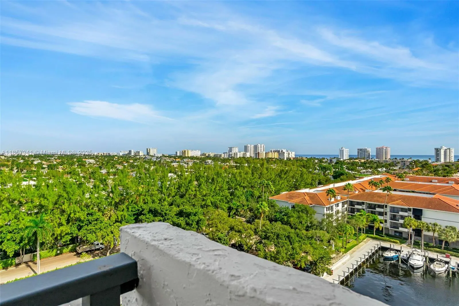 3200 Port Royale Dr N, #1111