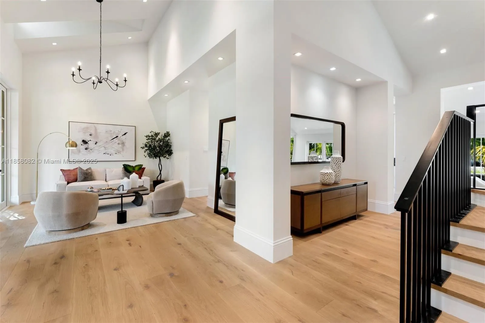 1051 San Pedro Ave