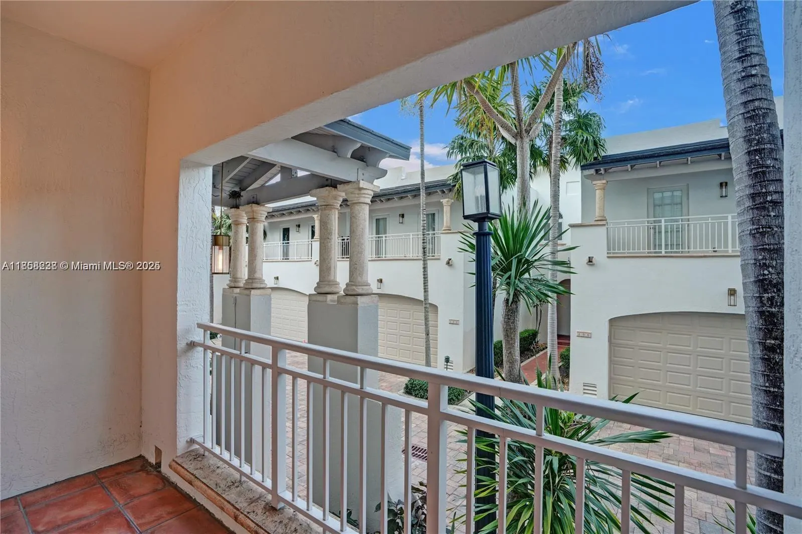 1415 Sunset Harbour Dr, #202