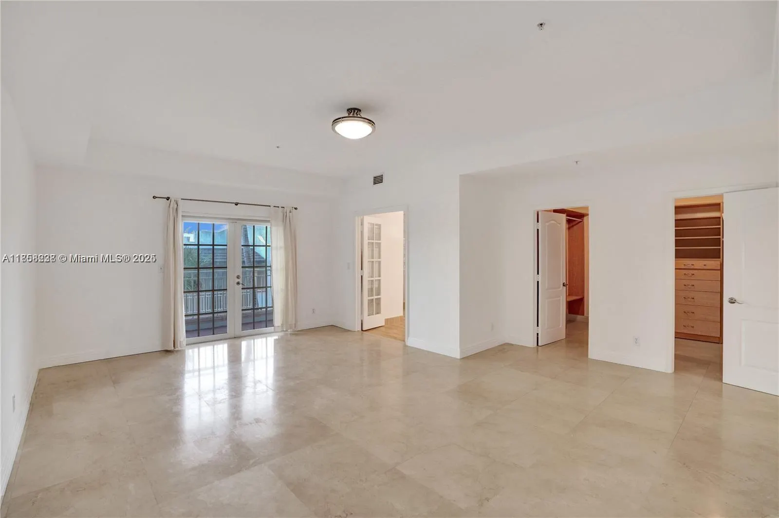 1415 Sunset Harbour Dr, #202
