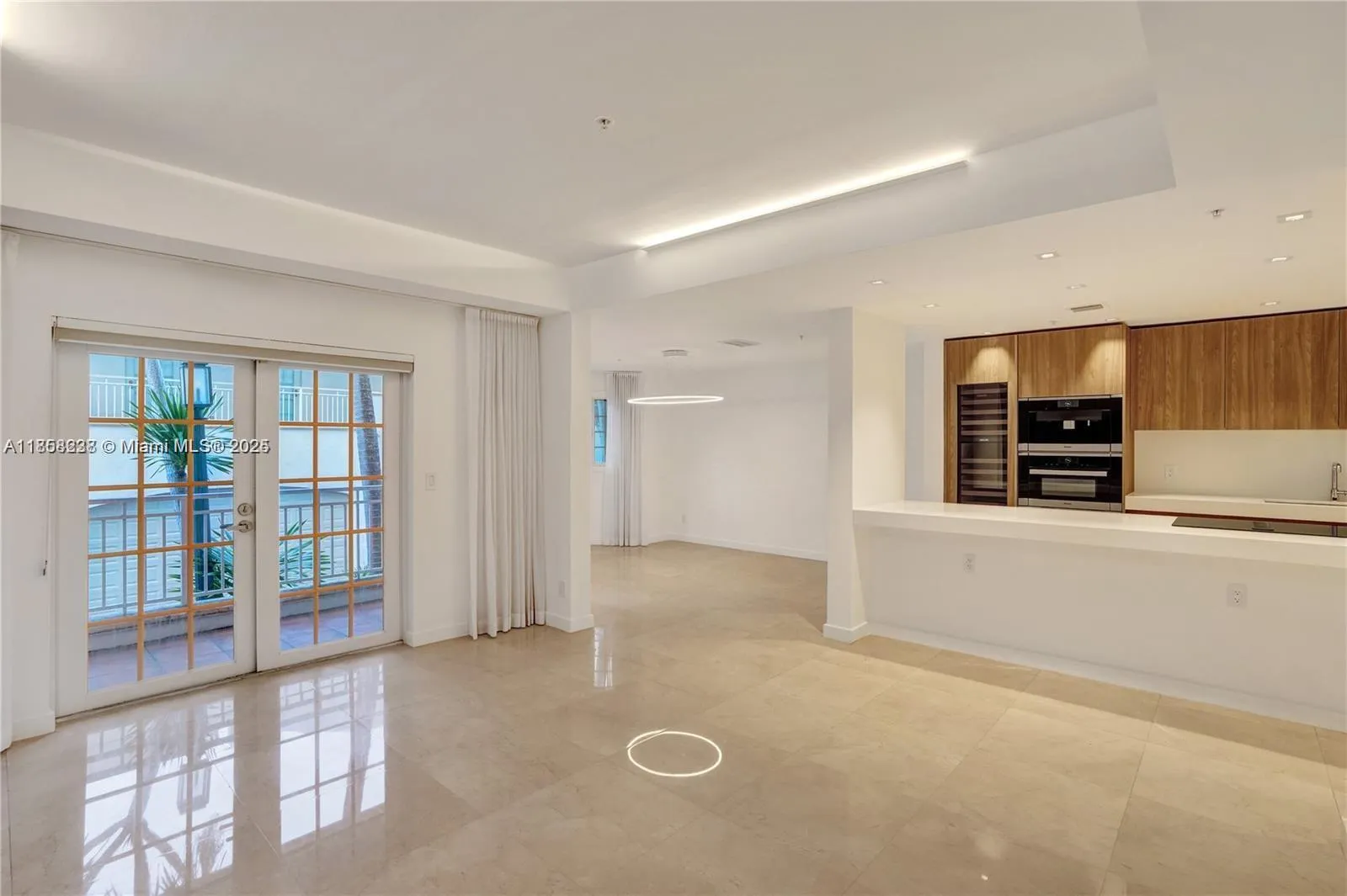 1415 Sunset Harbour Dr, #202
