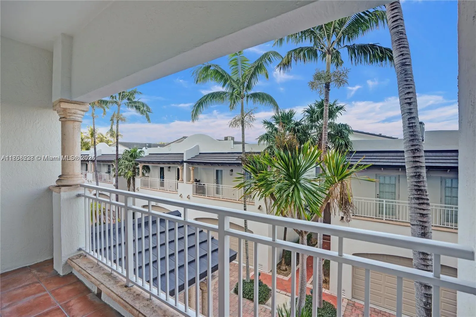 1415 Sunset Harbour Dr, #202