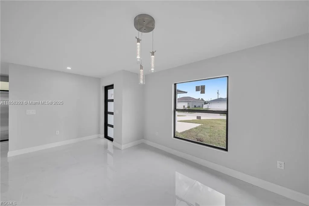 1421 NW 7th PL