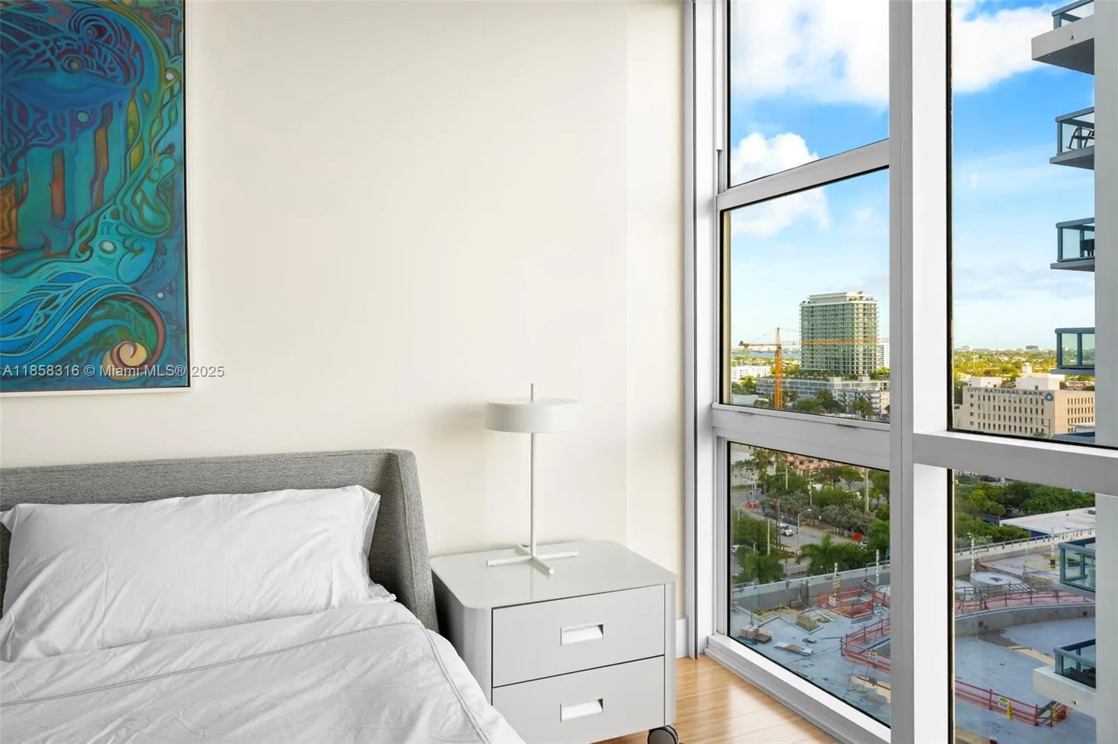 6801 Collins Ave, #Door1409 (deed 1401)