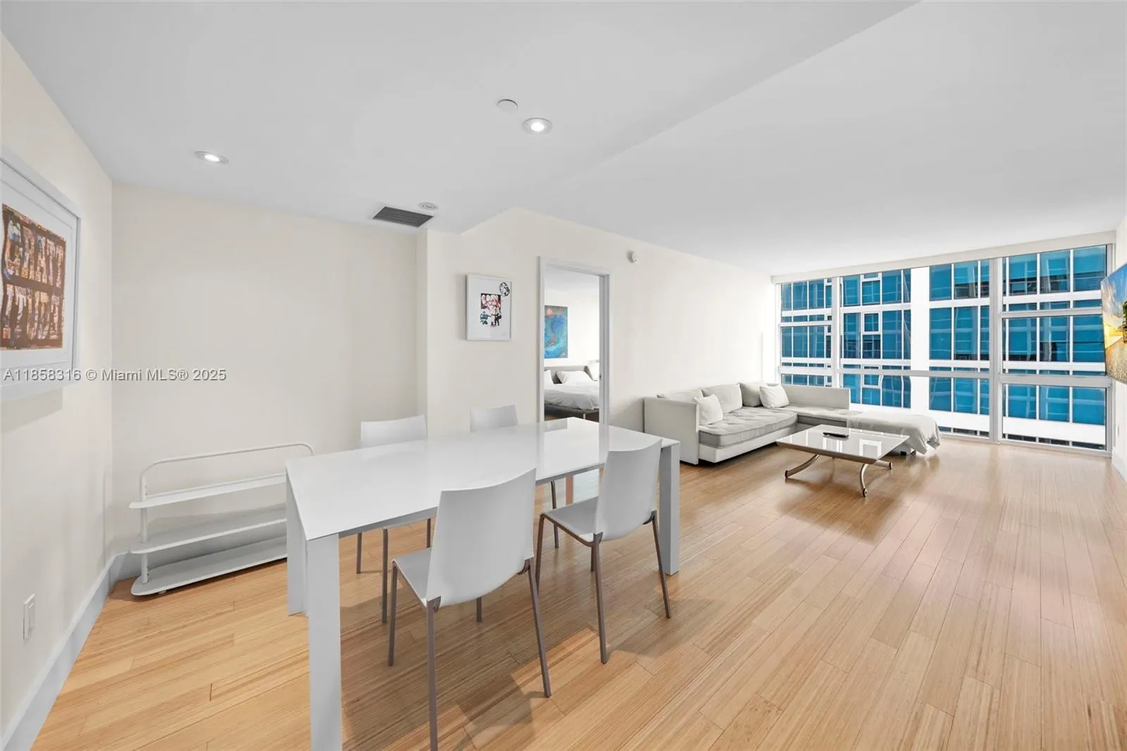 6801 Collins Ave, #Door1409 (deed 1401)