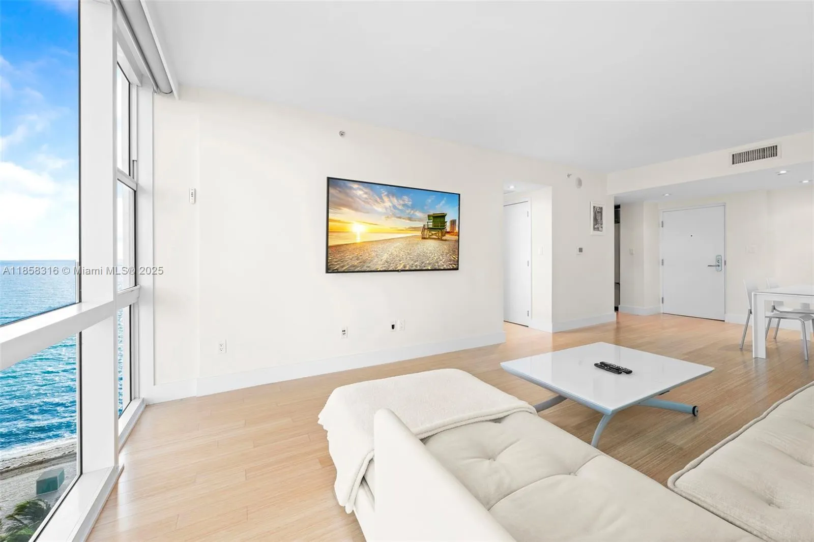 6801 Collins Ave, #Door1409 (deed 1401)