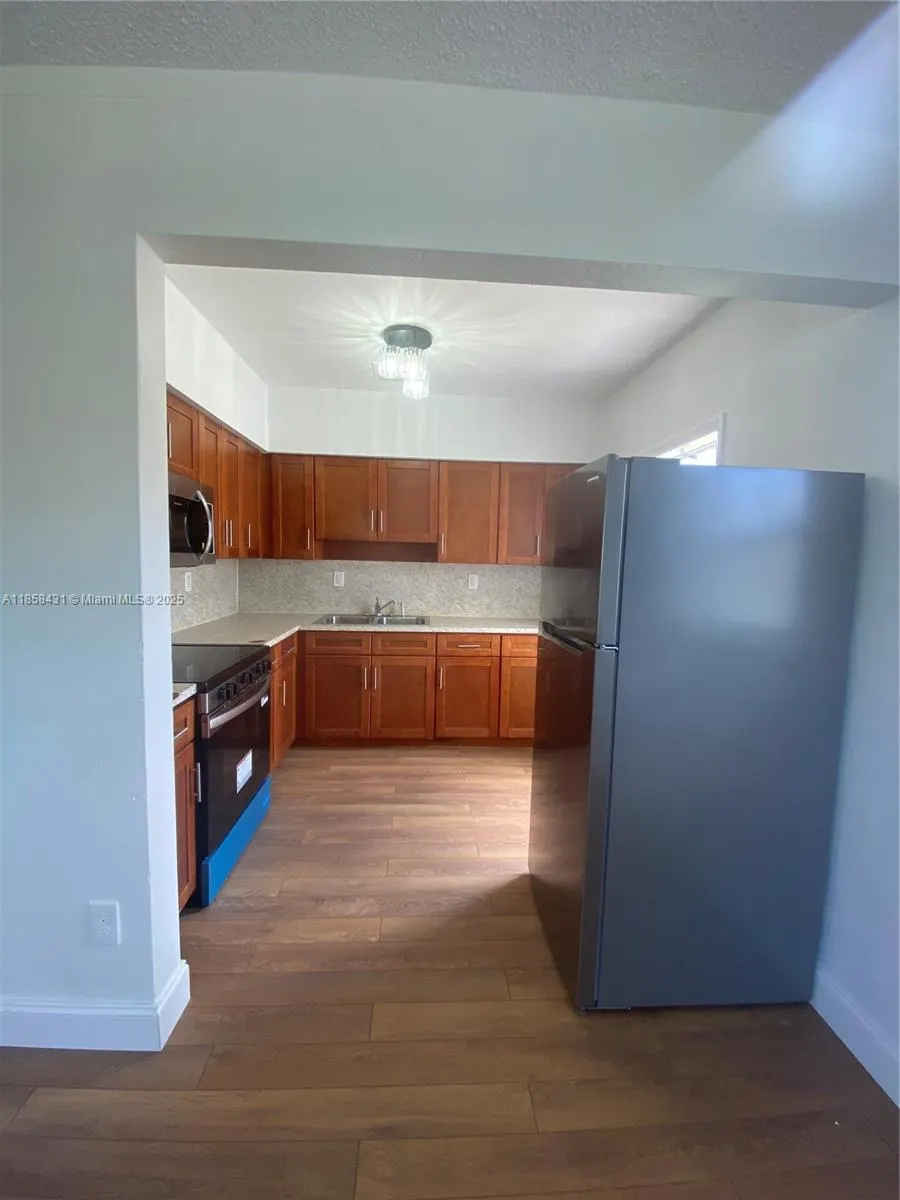 1100 NE 151st Ter