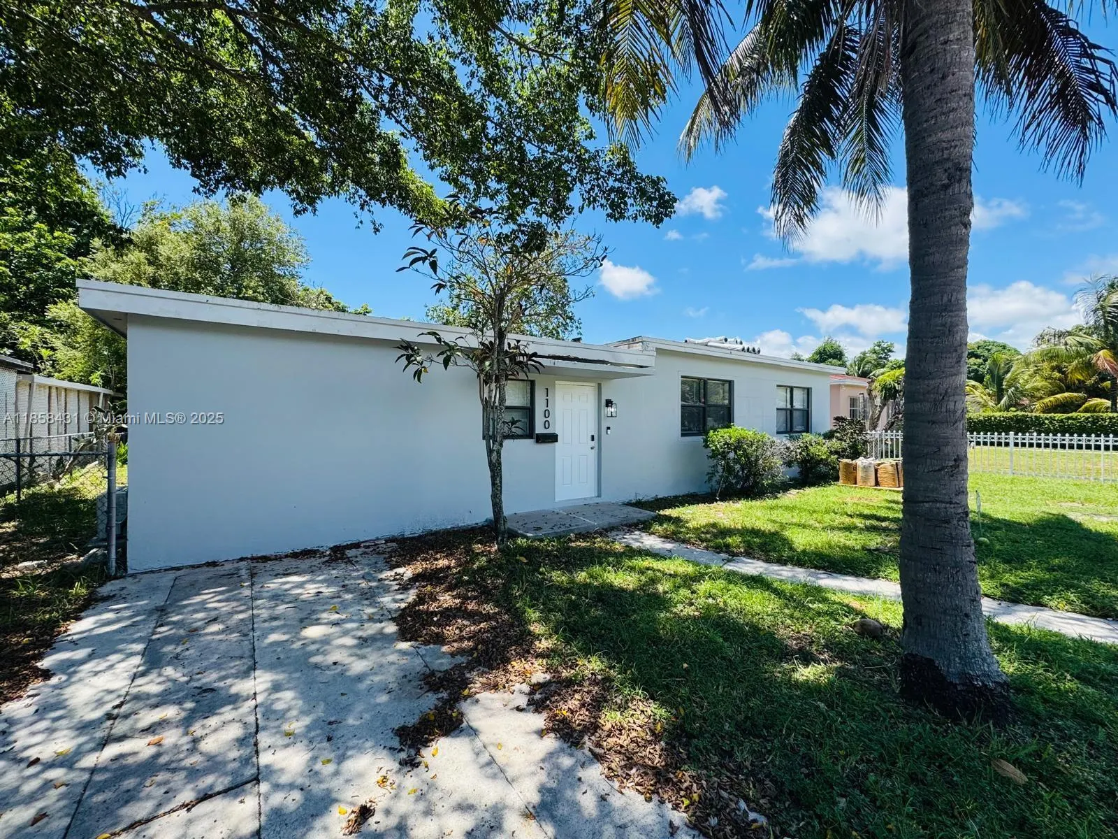 1100 NE 151st Ter