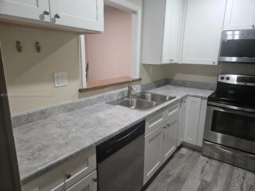404 NW 68th Ave, #405