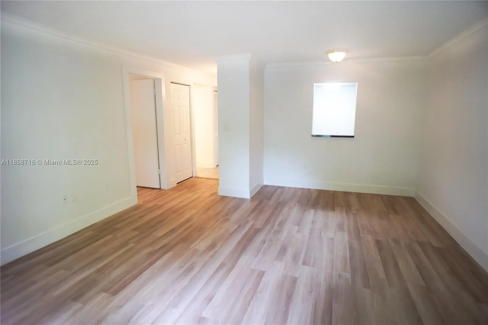 1740 NW N River Dr, #323