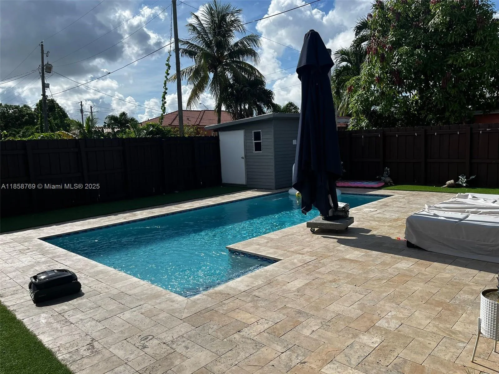 250 W 14 Street