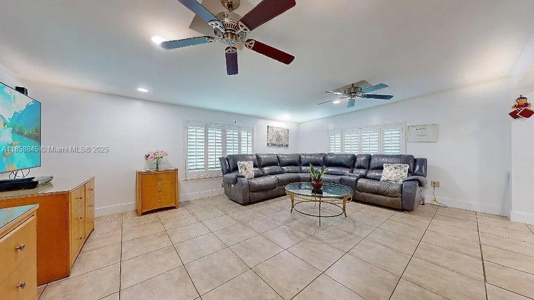 5010 SW 111th Ave