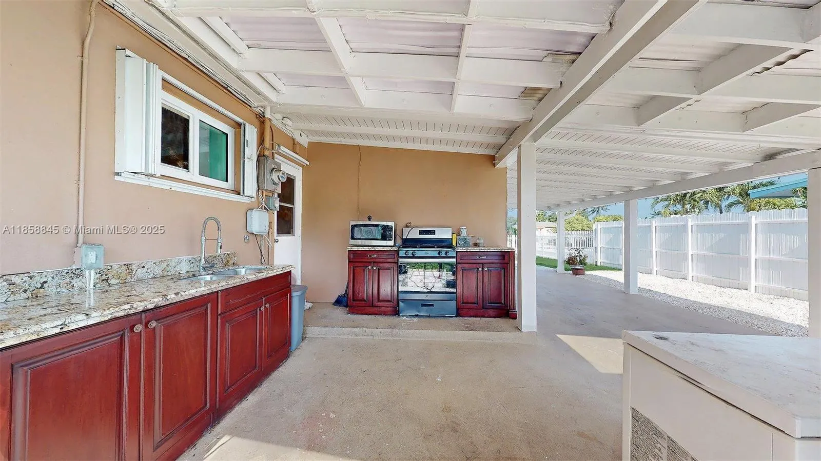 5010 SW 111th Ave