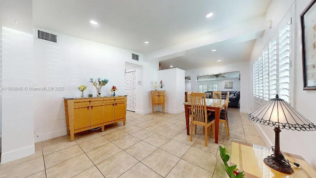 5010 SW 111th Ave