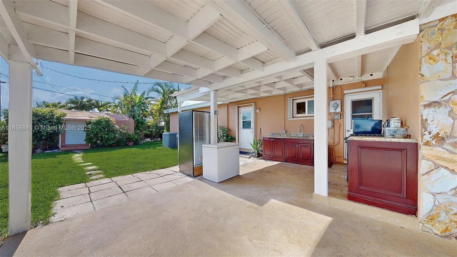 5010 SW 111th Ave