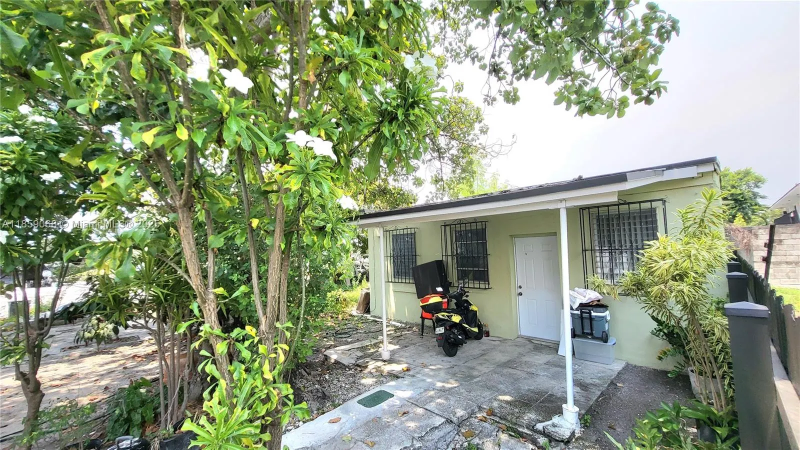 683 NW 30th St