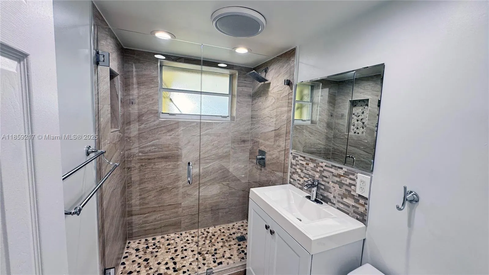 1400 N 70th Way, #1