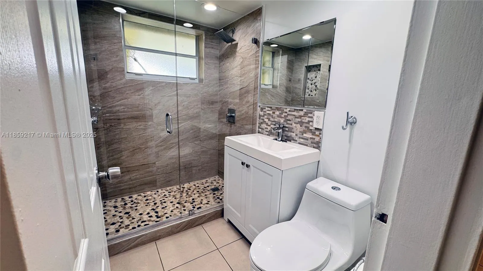 1400 N 70th Way, #1