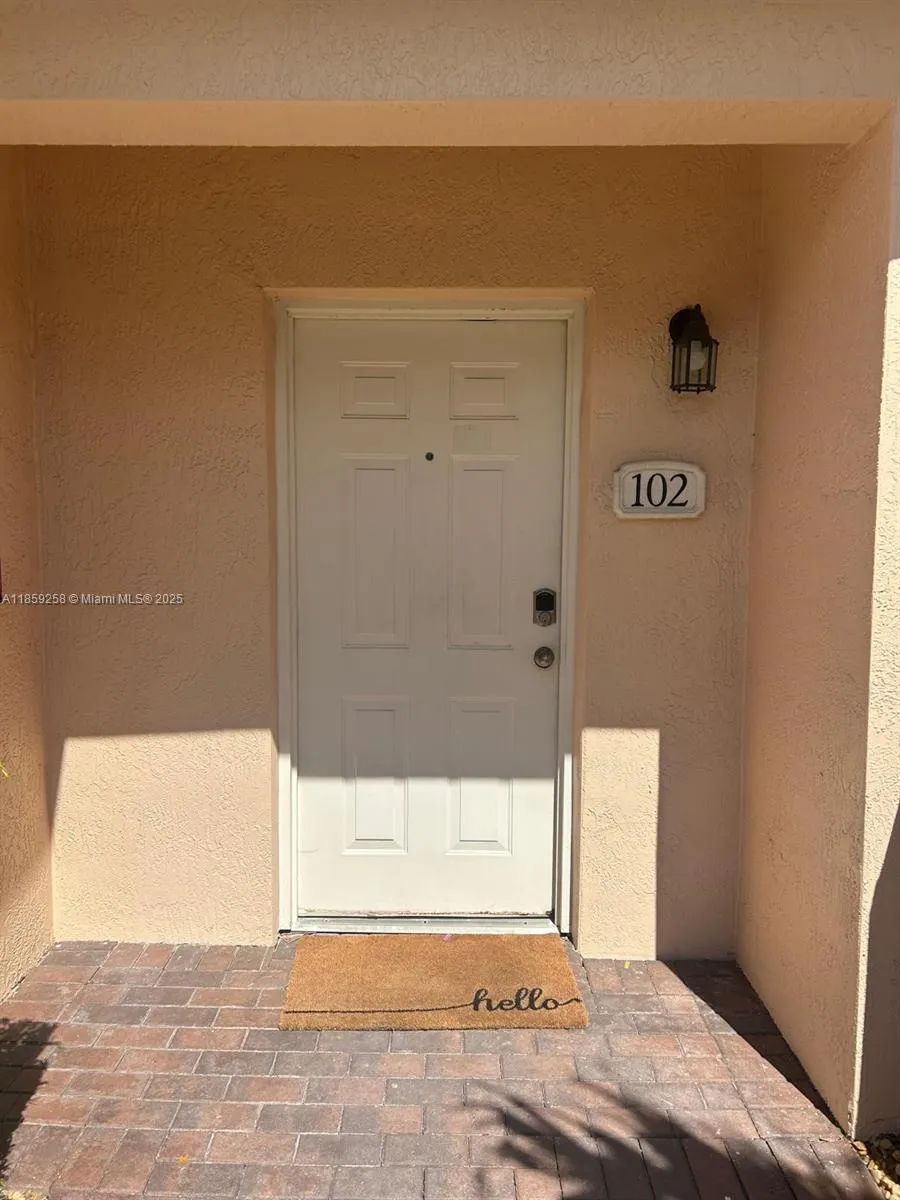 2809 Amalei Dr, #102