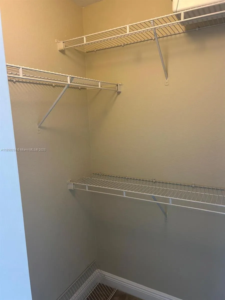 2809 Amalei Dr, #102