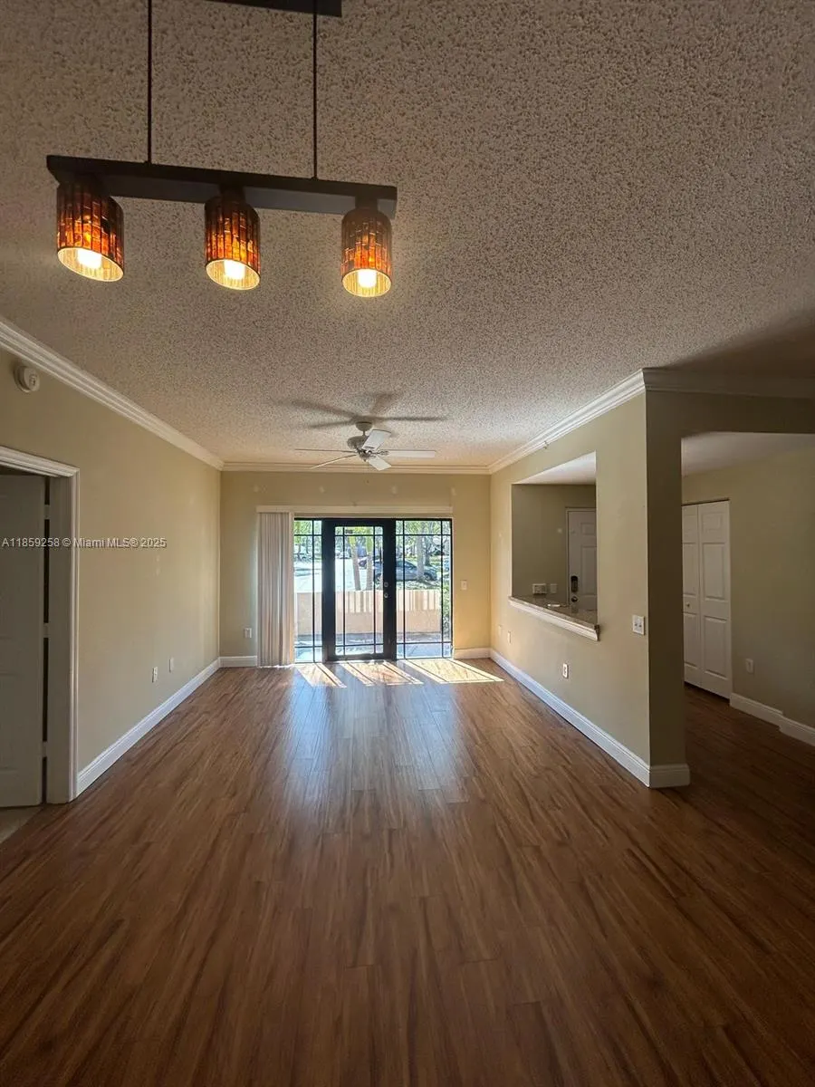 2809 Amalei Dr, #102