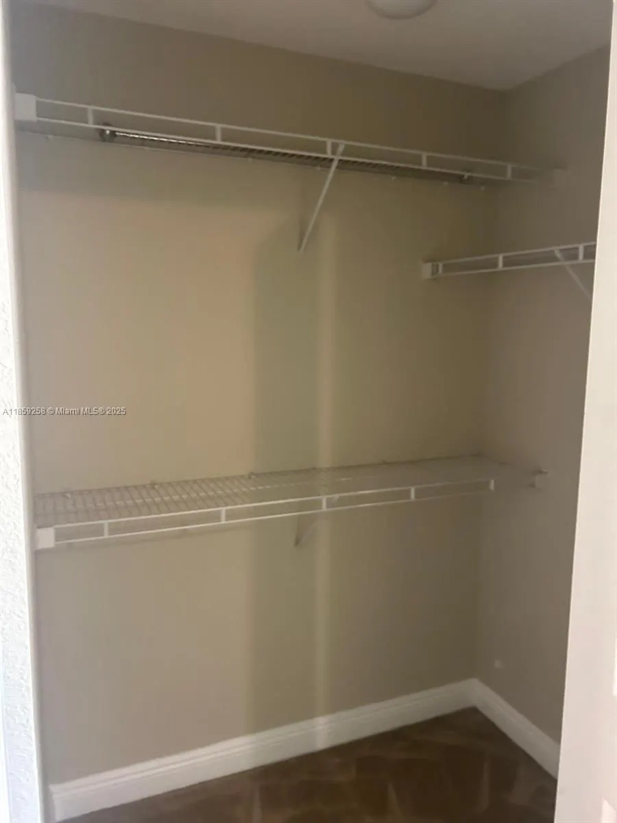 2809 Amalei Dr, #102
