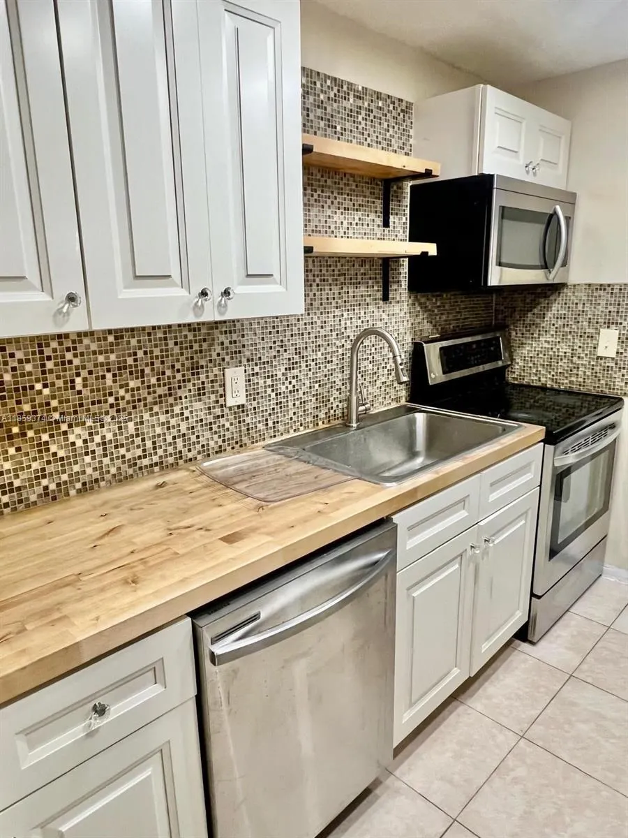1631 NW 46th Ave, #119