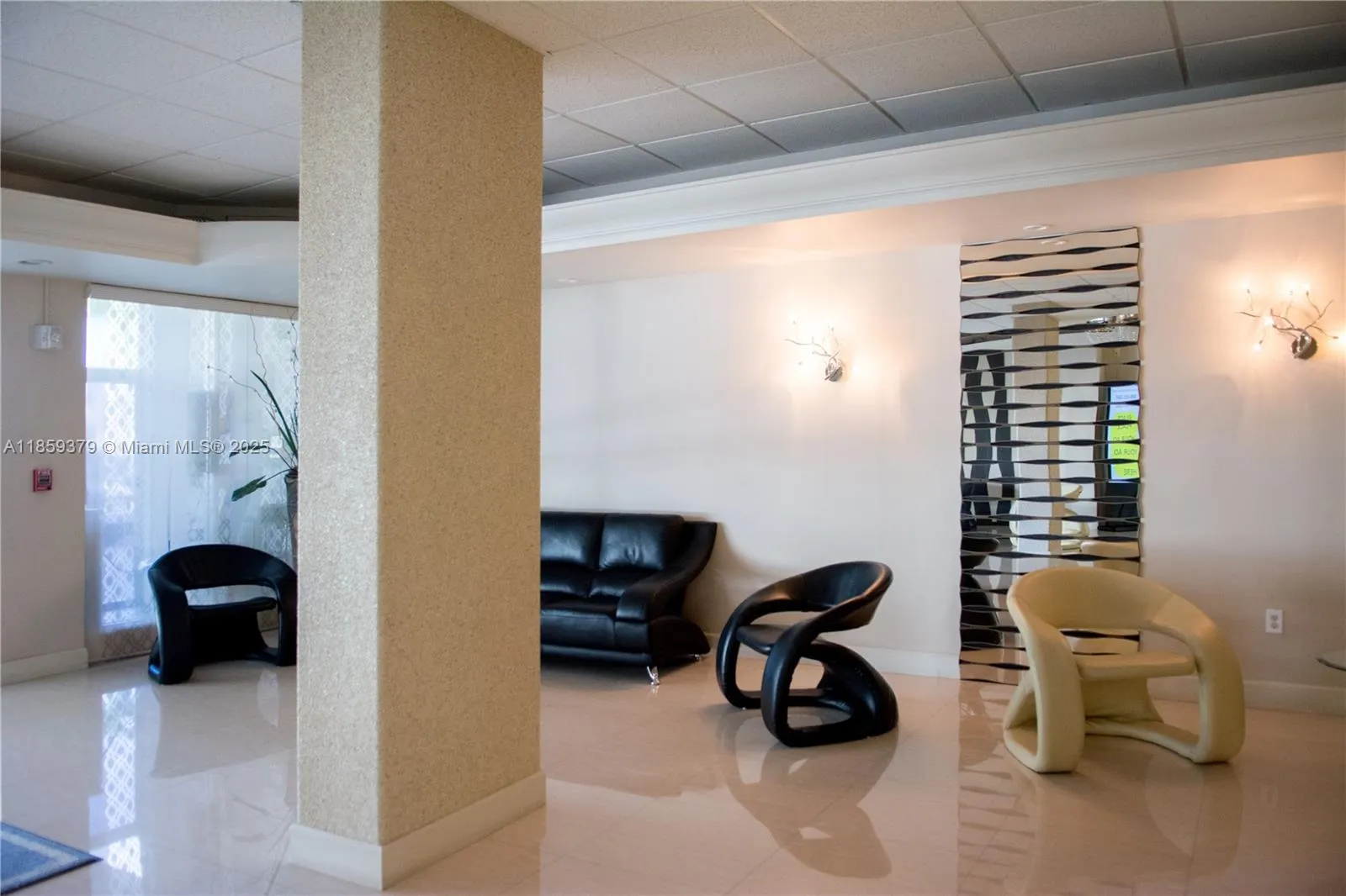 1833 S Ocean Dr, #1402