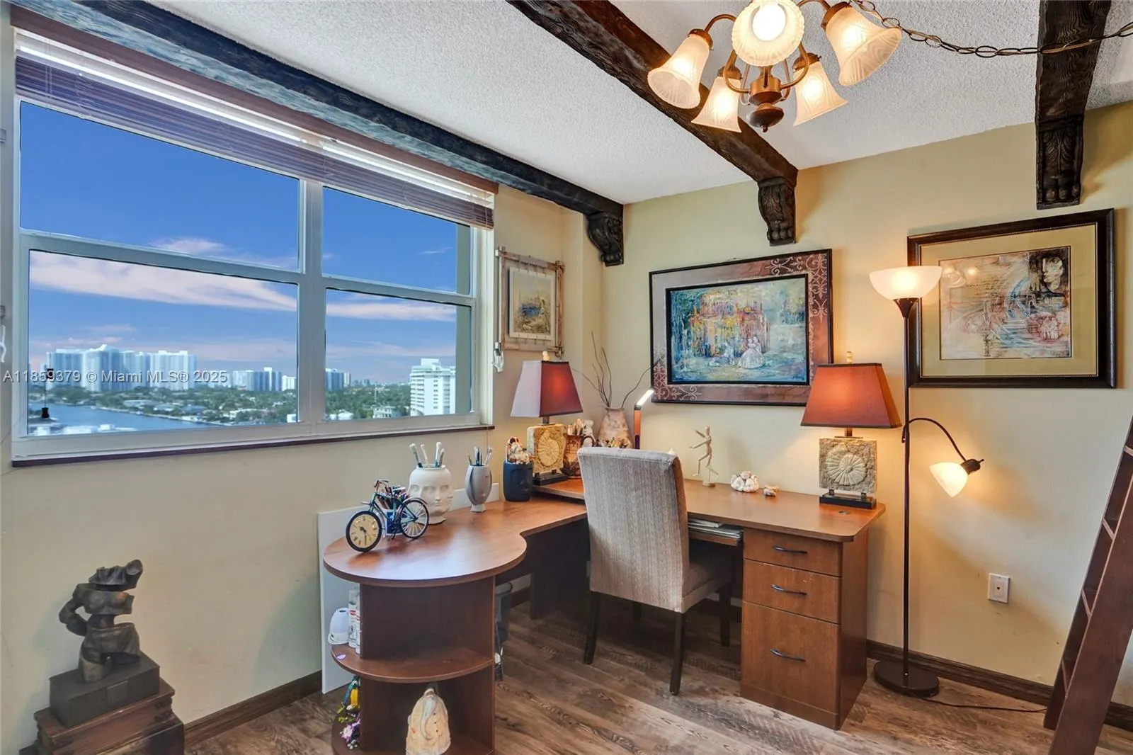 1833 S Ocean Dr, #1402