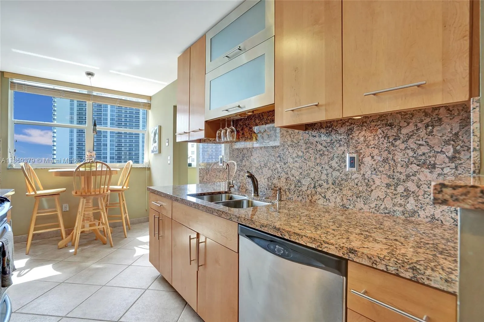 1833 S Ocean Dr, #1402
