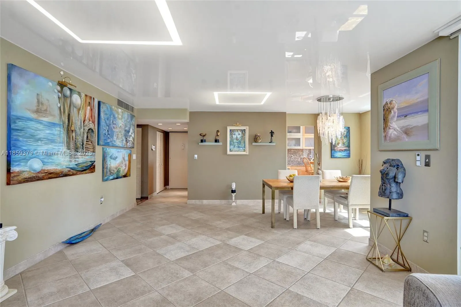 1833 S Ocean Dr, #1402