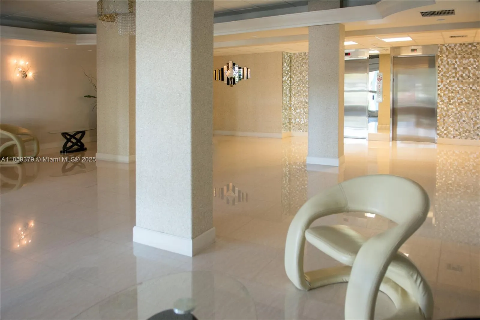 1833 S Ocean Dr, #1402