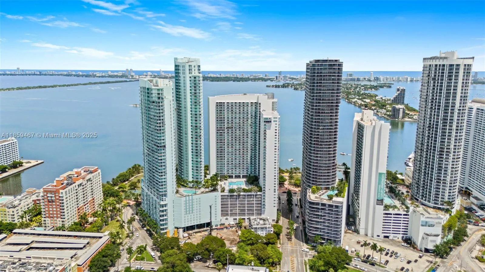 1800 N Bayshore Dr, #3704